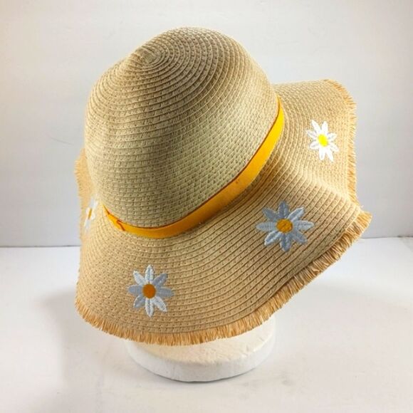 F&F Floppy Rim Banded Straw Like Hat With Daisy Applique Accents. - Picture 5 of 10